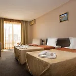 Flagman Hotel