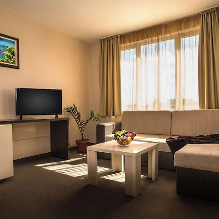 Flagman Hotel 3*